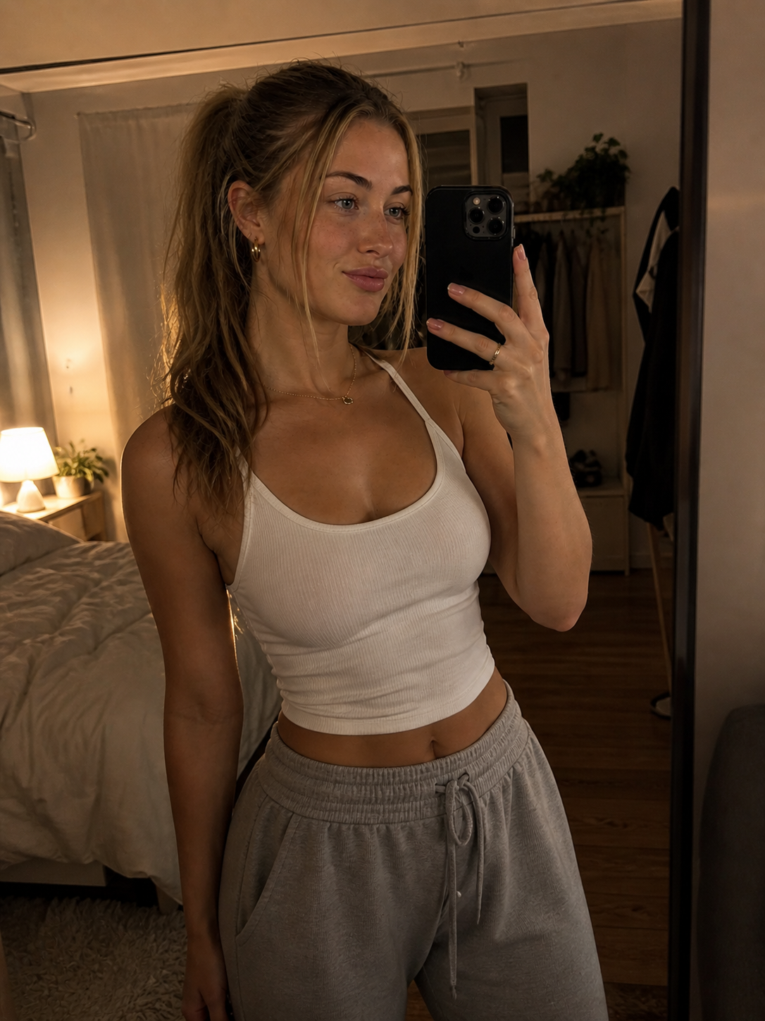 Lifestyle · Mirror